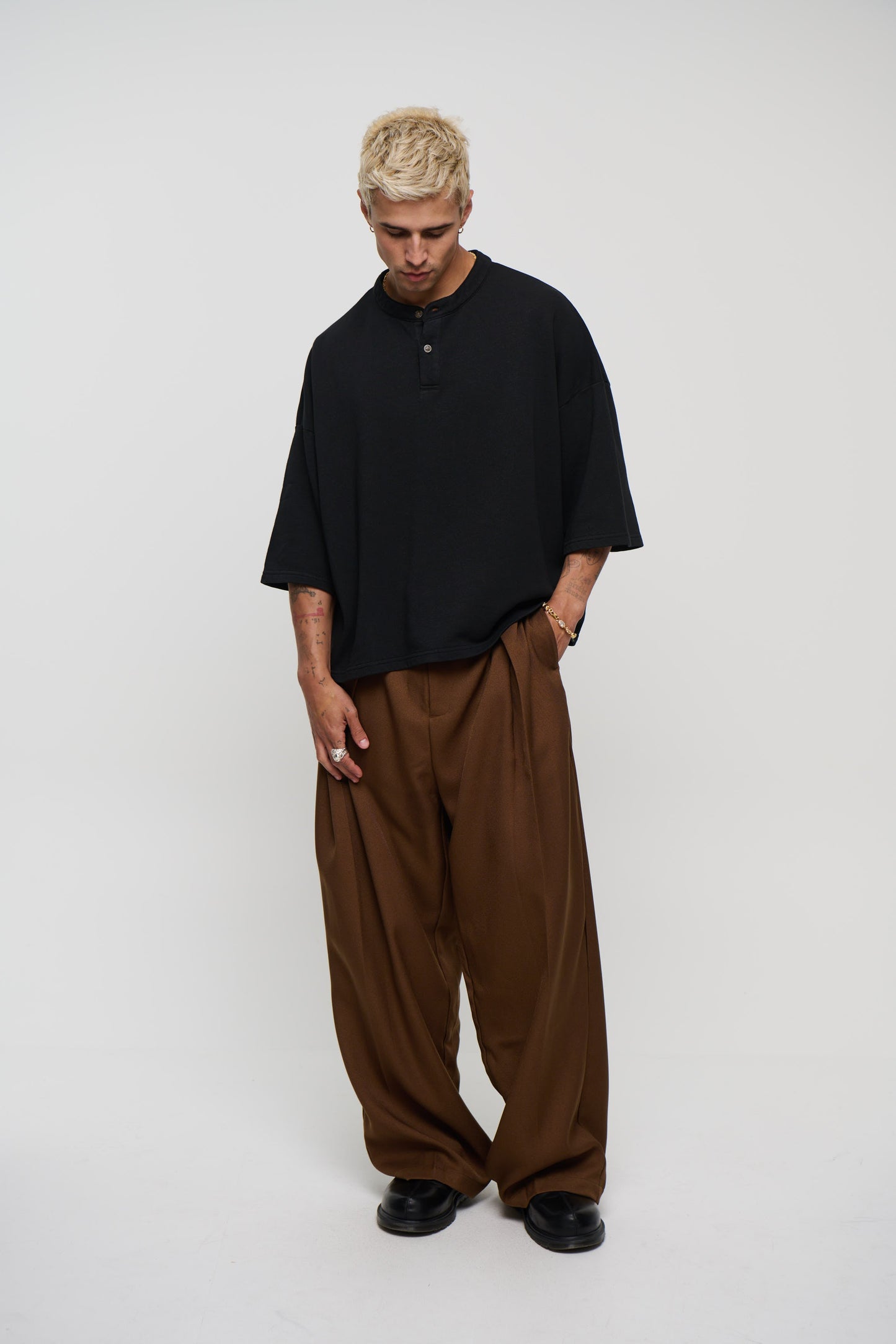 Josh Baggy Pant Choc