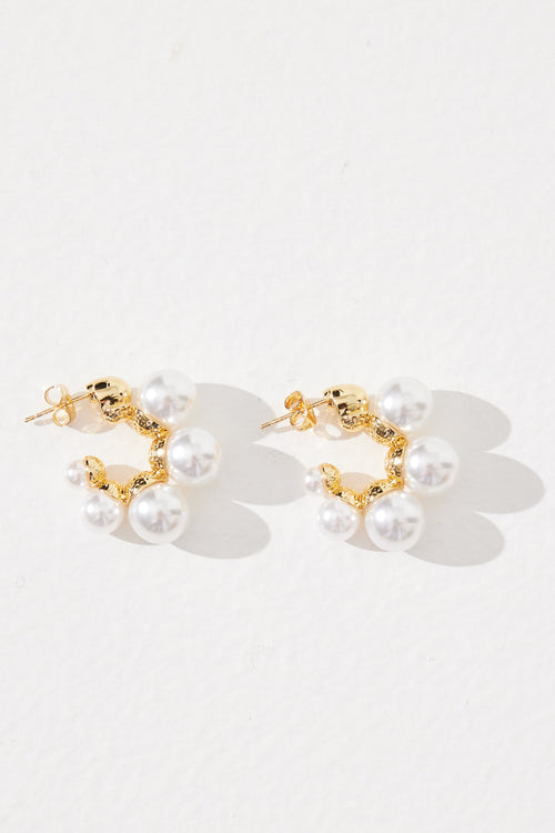 Chunky Pearl Earring Gold Plated