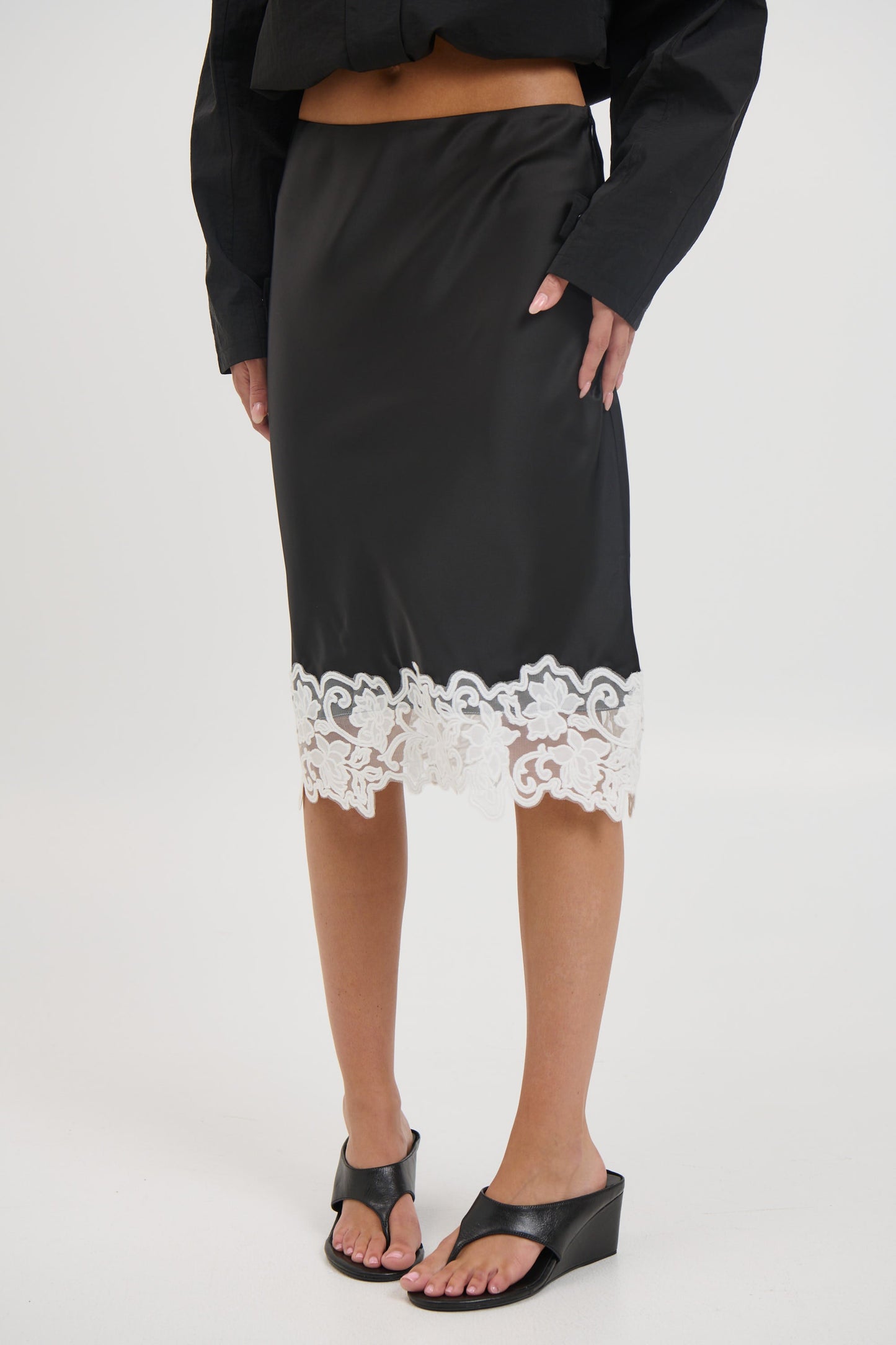 Anchored Midi Skirt Noir