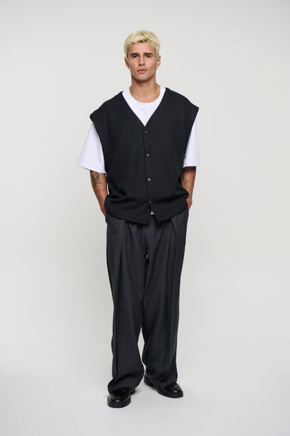 Cassius Knitted Vest Black