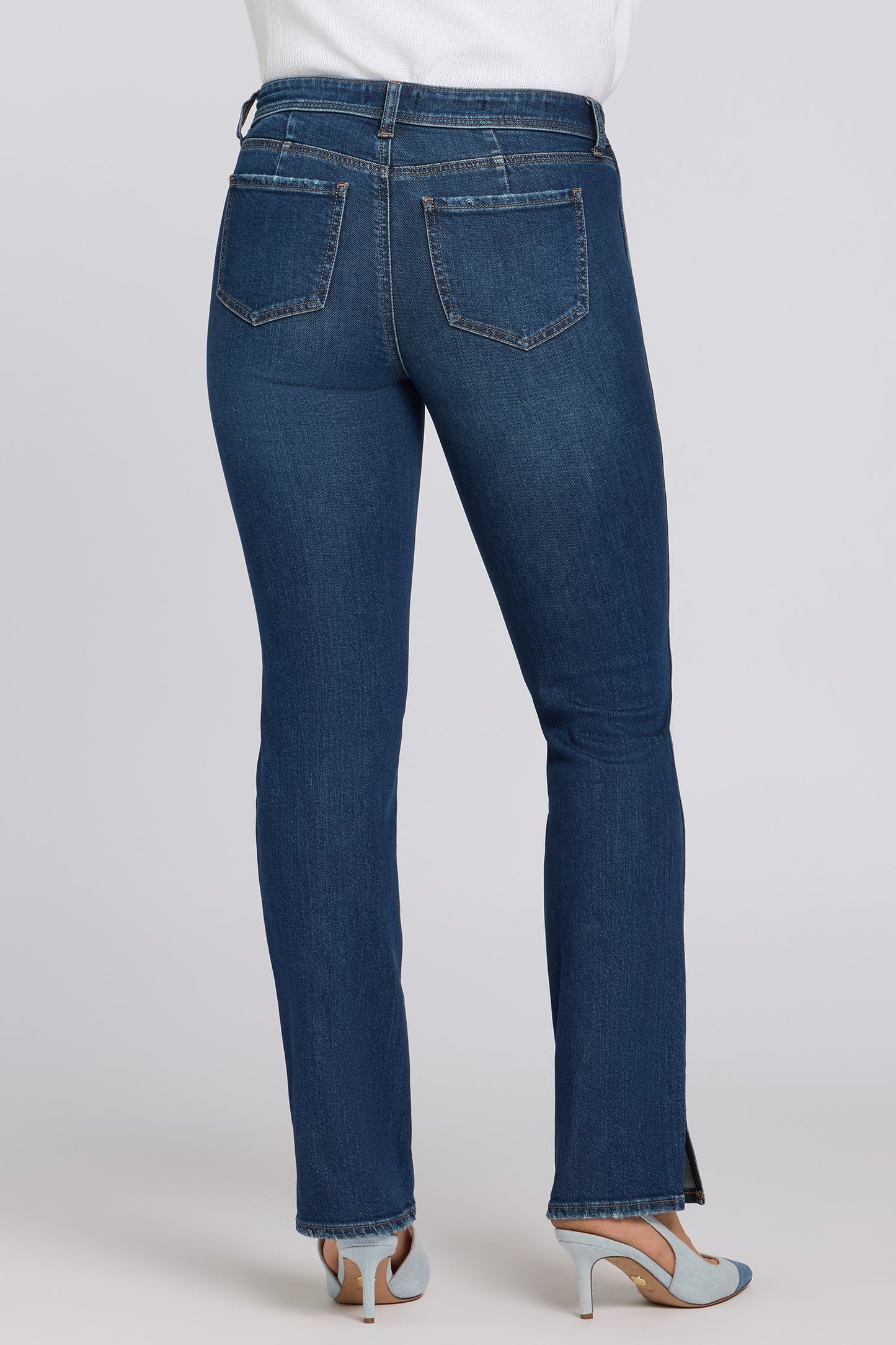 Marilyn Straight Jeans In Petite - Sunset Villa