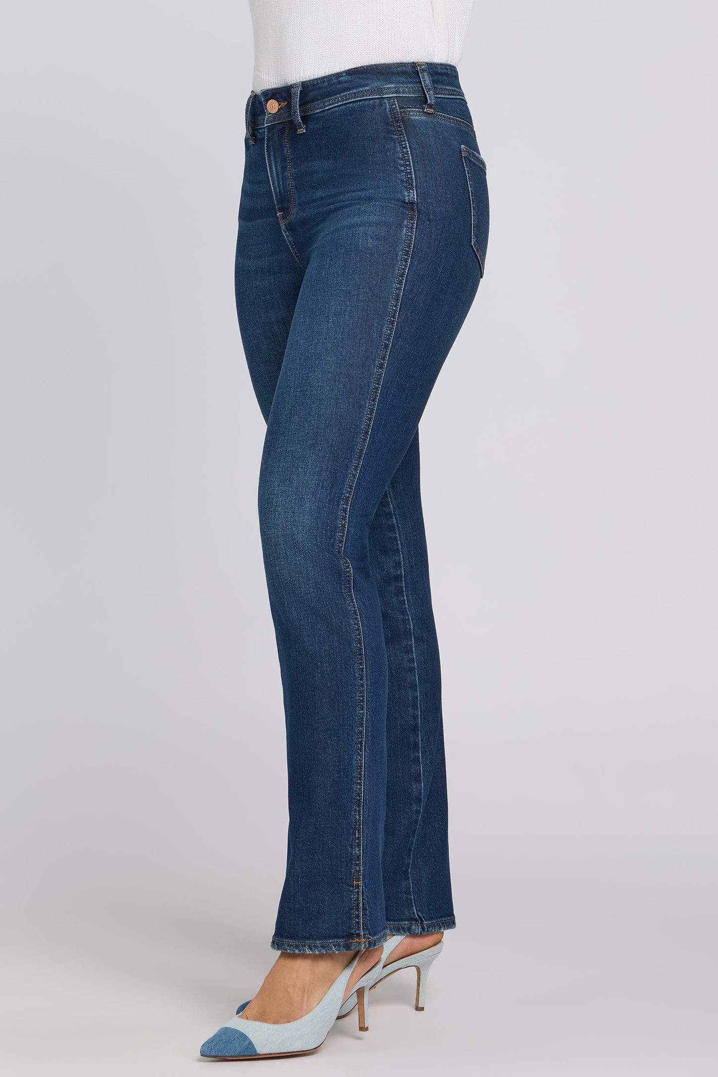 Marilyn Straight Jeans In Petite - Sunset Villa
